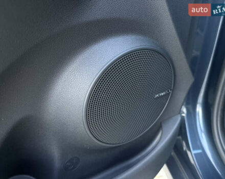 Сірий Хендай Kona Electric, об'ємом двигуна 0 л та пробігом 41 тис. км за 18650 $, фото 25 на Automoto.ua