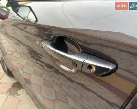 Сірий Хендай Kona Electric, об'ємом двигуна 0 л та пробігом 112 тис. км за 18999 $, фото 9 на Automoto.ua