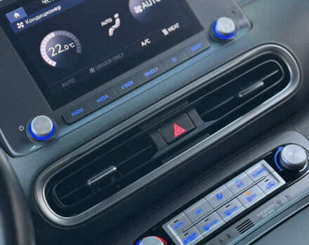 Сірий Хендай Kona Electric, об'ємом двигуна 0 л та пробігом 69 тис. км за 20700 $, фото 65 на Automoto.ua
