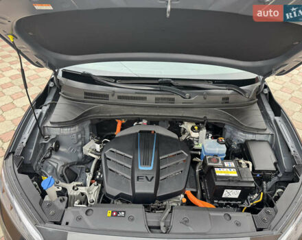 Серый Хендай Kona Electric, объемом двигателя 0 л и пробегом 112 тыс. км за 18999 $, фото 35 на Automoto.ua