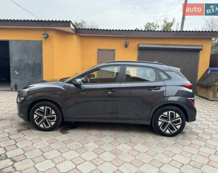 Серый Хендай Kona Electric, объемом двигателя 0 л и пробегом 112 тыс. км за 18999 $, фото 8 на Automoto.ua