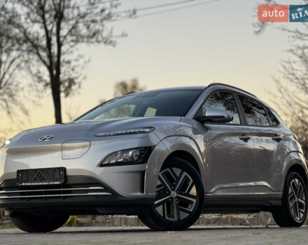 Серый Хендай Kona Electric, объемом двигателя 0 л и пробегом 80 тыс. км за 20700 $, фото 26 на Automoto.ua