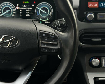 Сірий Хендай Kona Electric, об'ємом двигуна 0 л та пробігом 48 тис. км за 17500 $, фото 31 на Automoto.ua