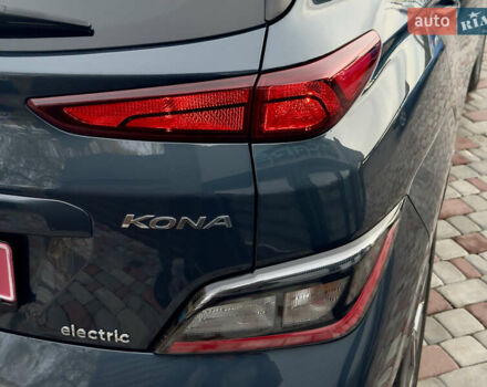 Сірий Хендай Kona Electric, об'ємом двигуна 0 л та пробігом 48 тис. км за 17500 $, фото 9 на Automoto.ua