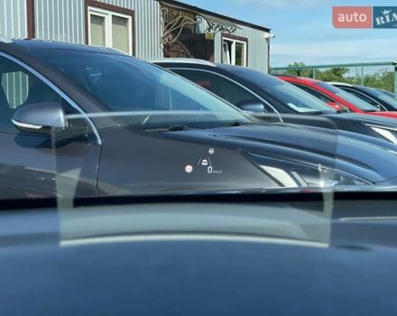 Серый Хендай Kona Electric, объемом двигателя 0 л и пробегом 115 тыс. км за 20600 $, фото 59 на Automoto.ua