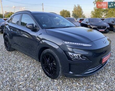 Серый Хендай Kona Electric, объемом двигателя 0 л и пробегом 115 тыс. км за 20600 $, фото 17 на Automoto.ua