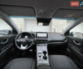 Серый Хендай Kona Electric, объемом двигателя 0 л и пробегом 57 тыс. км за 16790 $, фото 24 на Automoto.ua