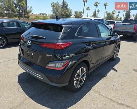 Серый Хендай Kona Electric, объемом двигателя 0 л и пробегом 31 тыс. км за 15000 $, фото 3 на Automoto.ua