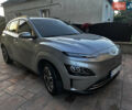 Серый Хендай Kona Electric, объемом двигателя 0 л и пробегом 55 тыс. км за 23500 $, фото 8 на Automoto.ua