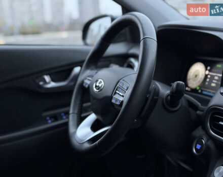 Сірий Хендай Kona Electric, об'ємом двигуна 0 л та пробігом 55 тис. км за 18500 $, фото 36 на Automoto.ua