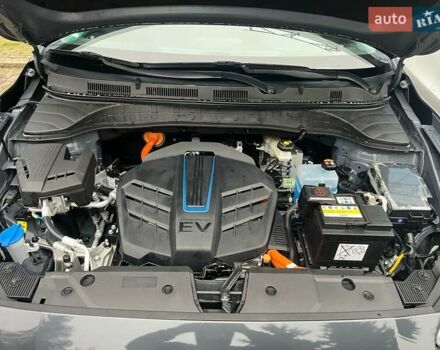 Серый Хендай Kona Electric, объемом двигателя 0 л и пробегом 20 тыс. км за 17500 $, фото 15 на Automoto.ua