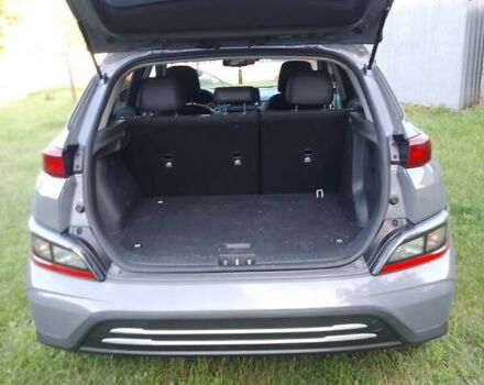 Серый Хендай Kona Electric, объемом двигателя 0 л и пробегом 71 тыс. км за 18500 $, фото 25 на Automoto.ua