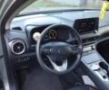 Серый Хендай Kona Electric, объемом двигателя 0 л и пробегом 71 тыс. км за 18500 $, фото 10 на Automoto.ua