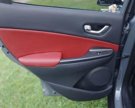 Серый Хендай Kona Electric, объемом двигателя 0 л и пробегом 71 тыс. км за 18500 $, фото 14 на Automoto.ua