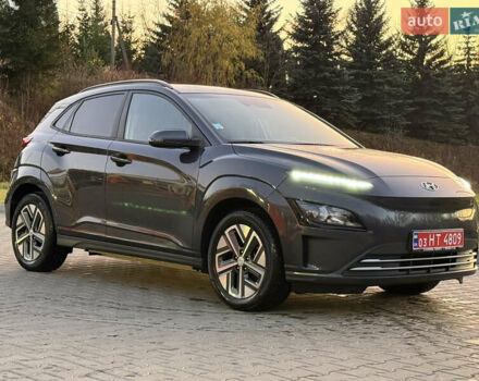 Серый Хендай Kona Electric, объемом двигателя 0 л и пробегом 36 тыс. км за 16999 $, фото 4 на Automoto.ua