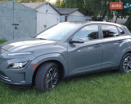 Серый Хендай Kona Electric, объемом двигателя 0 л и пробегом 71 тыс. км за 18500 $, фото 9 на Automoto.ua