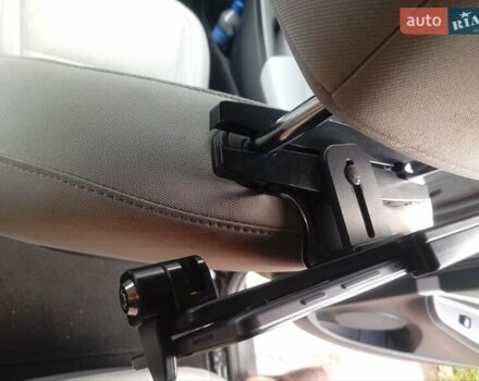 Серый Хендай Kona Electric, объемом двигателя 0 л и пробегом 76 тыс. км за 16000 $, фото 8 на Automoto.ua