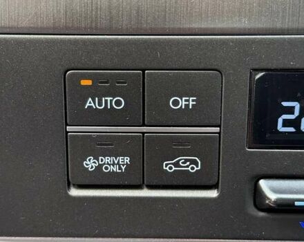 Серый Хендай Kona Electric, объемом двигателя 0 л и пробегом 4 тыс. км за 24999 $, фото 142 на Automoto.ua