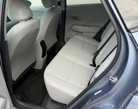 Серый Хендай Kona Electric, объемом двигателя 0 л и пробегом 4 тыс. км за 24999 $, фото 100 на Automoto.ua