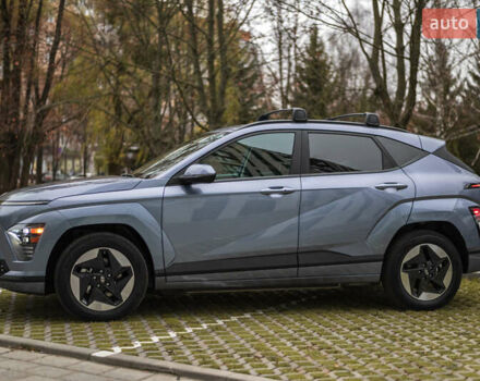 Серый Хендай Kona Electric, объемом двигателя 0 л и пробегом 25 тыс. км за 22700 $, фото 4 на Automoto.ua