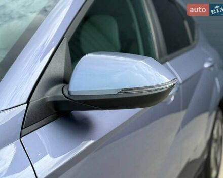 Серый Хендай Kona Electric, объемом двигателя 0 л и пробегом 4 тыс. км за 24999 $, фото 6 на Automoto.ua