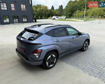 Серый Хендай Kona Electric, объемом двигателя 0 л и пробегом 4 тыс. км за 24999 $, фото 50 на Automoto.ua