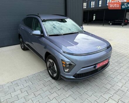 Серый Хендай Kona Electric, объемом двигателя 0 л и пробегом 4 тыс. км за 24999 $, фото 42 на Automoto.ua