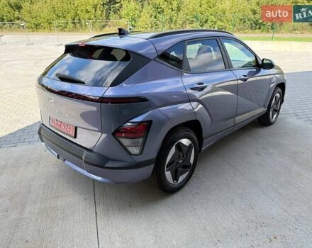 Серый Хендай Kona Electric, объемом двигателя 0 л и пробегом 4 тыс. км за 24999 $, фото 169 на Automoto.ua