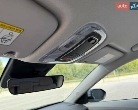 Серый Хендай Kona Electric, объемом двигателя 0 л и пробегом 4 тыс. км за 24999 $, фото 127 на Automoto.ua