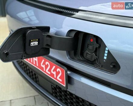 Серый Хендай Kona Electric, объемом двигателя 0 л и пробегом 4 тыс. км за 24999 $, фото 33 на Automoto.ua