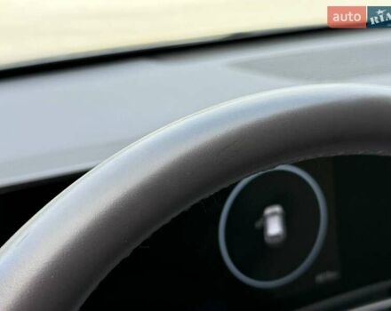 Серый Хендай Kona Electric, объемом двигателя 0 л и пробегом 4 тыс. км за 24999 $, фото 120 на Automoto.ua