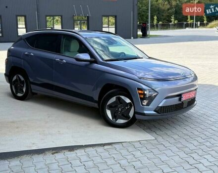Серый Хендай Kona Electric, объемом двигателя 0 л и пробегом 4 тыс. км за 24999 $, фото 170 на Automoto.ua