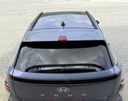 Серый Хендай Kona Electric, объемом двигателя 0 л и пробегом 4 тыс. км за 24999 $, фото 16 на Automoto.ua