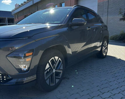Серый Хендай Kona Electric, объемом двигателя 0 л и пробегом 28 тыс. км за 22900 $, фото 6 на Automoto.ua