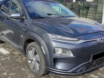Хендай Kona Electric 2019 у Хмельницькому на Automoto.ua Сірий Хендай Kona Electric, об'ємом двигуна 0 л та пробігом 97 тис. км за 17000 $, фото 1 на Automoto.ua