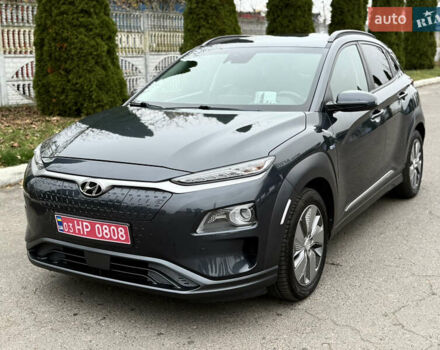Серый Хендай Kona Electric, объемом двигателя 0 л и пробегом 103 тыс. км за 17300 $, фото 1 на Automoto.ua