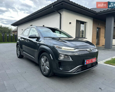 Сірий Хендай Kona Electric, об'ємом двигуна 0 л та пробігом 111 тис. км за 17700 $, фото 1 на Automoto.ua