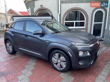 Сірий Хендай Kona Electric, об'ємом двигуна 0 л та пробігом 68 тис. км за 17700 $, фото 1 на Automoto.ua