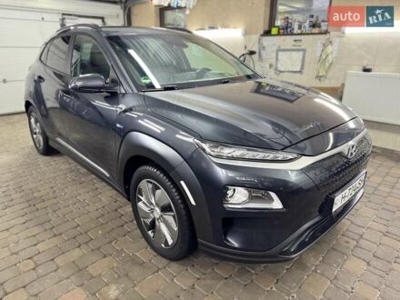 Хендай Kona Electric 2020 в Черновцах на Automoto.ua Серый Хендай Kona Electric, объемом двигателя 0 л и пробегом 124 тыс. км за 16999 $, фото 1 на Automoto.ua