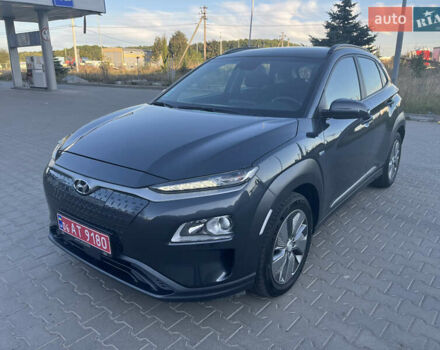 Сірий Хендай Kona Electric, об'ємом двигуна 0 л та пробігом 31 тис. км за 15500 $, фото 1 на Automoto.ua