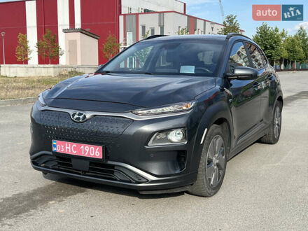 Сірий Хендай Kona Electric, об'ємом двигуна 0 л та пробігом 117 тис. км за 18900 $, фото 1 на Automoto.ua