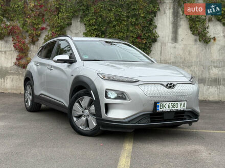 Сірий Хендай Kona Electric, об'ємом двигуна 0 л та пробігом 26 тис. км за 18850 $, фото 1 на Automoto.ua