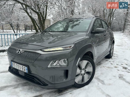 Сірий Хендай Kona Electric, об'ємом двигуна 0 л та пробігом 54 тис. км за 14980 $, фото 1 на Automoto.ua
