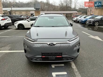 Серый Хендай Kona Electric, объемом двигателя 0 л и пробегом 78 тыс. км за 19500 $, фото 1 на Automoto.ua