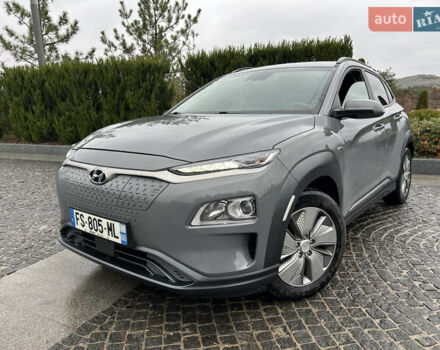 Сірий Хендай Kona Electric, об'ємом двигуна 0 л та пробігом 61 тис. км за 15780 $, фото 1 на Automoto.ua