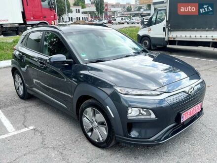 Хендай Kona Electric 2020 в Днепре (Днепропетровске) на Automoto.ua Серый Хендай Kona Electric, объемом двигателя 0 л и пробегом 93 тыс. км за 16900 $, фото 1 на Automoto.ua