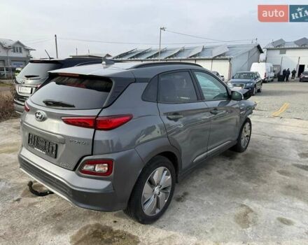 Серый Хендай Kona Electric, объемом двигателя 0 л и пробегом 160 тыс. км за 6999 $, фото 1 на Automoto.ua