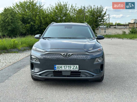 Серый Хендай Kona Electric, объемом двигателя 0 л и пробегом 79 тыс. км за 15200 $, фото 1 на Automoto.ua