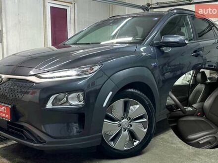 Серый Хендай Kona Electric, объемом двигателя 0 л и пробегом 65 тыс. км за 19900 $, фото 1 на Automoto.ua