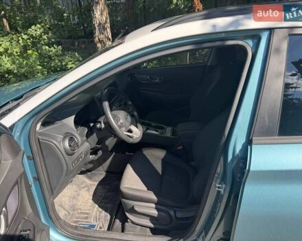Синій Хендай Kona Electric, об'ємом двигуна 0 л та пробігом 140 тис. км за 17500 $, фото 12 на Automoto.ua
